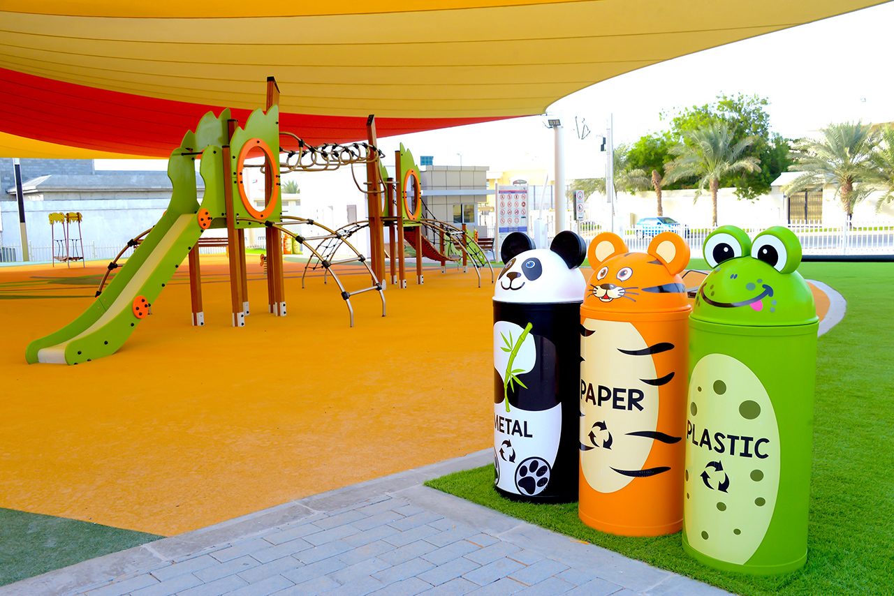 Litterbin at Al Mizhar 1st park for Dubai Municipality Bin Sabt